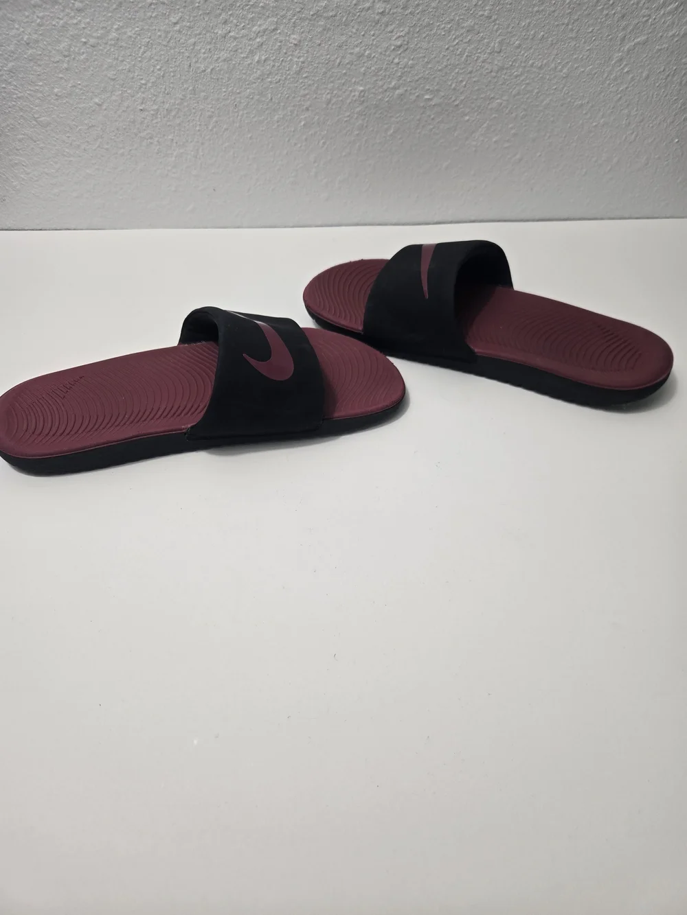 Kids Nike Maroon & Black Slide Sandals - Size 6Y